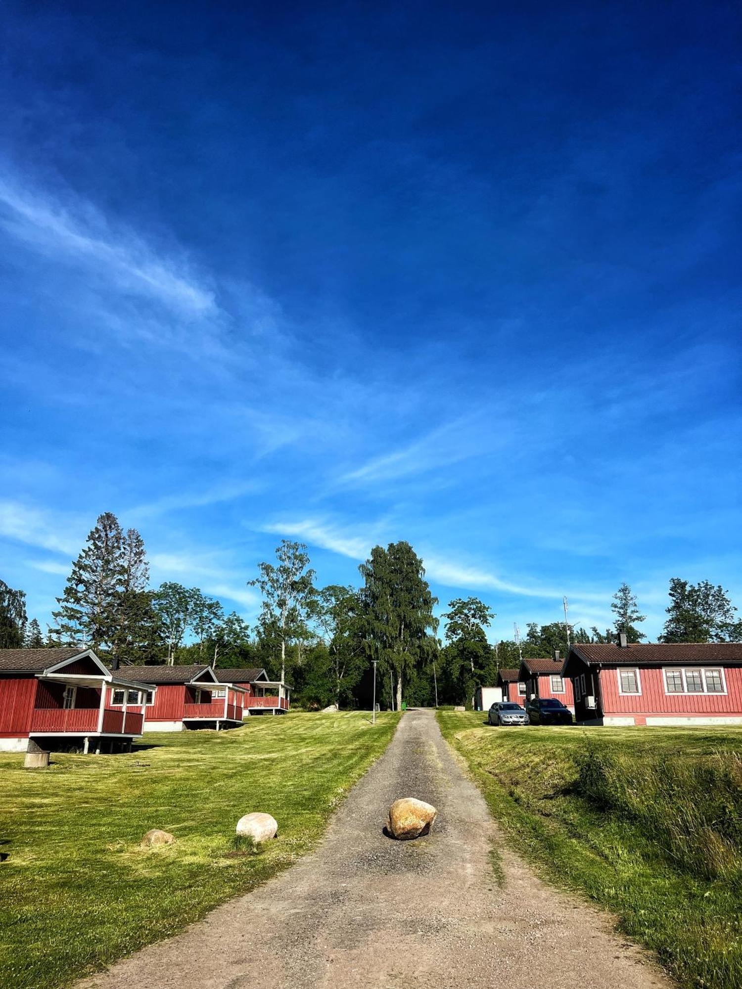 Sjötorp Askevikstugbyヴィラ エクステリア 写真